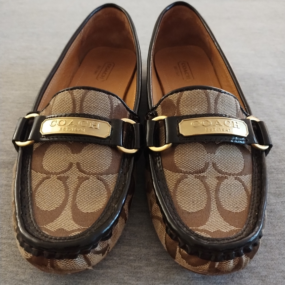 Women's Coach Felisha Signature C Khaki Monogram Loafers Size 8 M - Picture 3 of 14